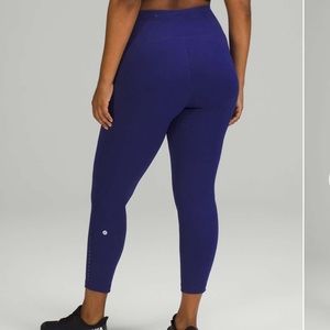SOLD Lululemon Swift Speed High-Rise Tight 25"
Larkspur Size 16